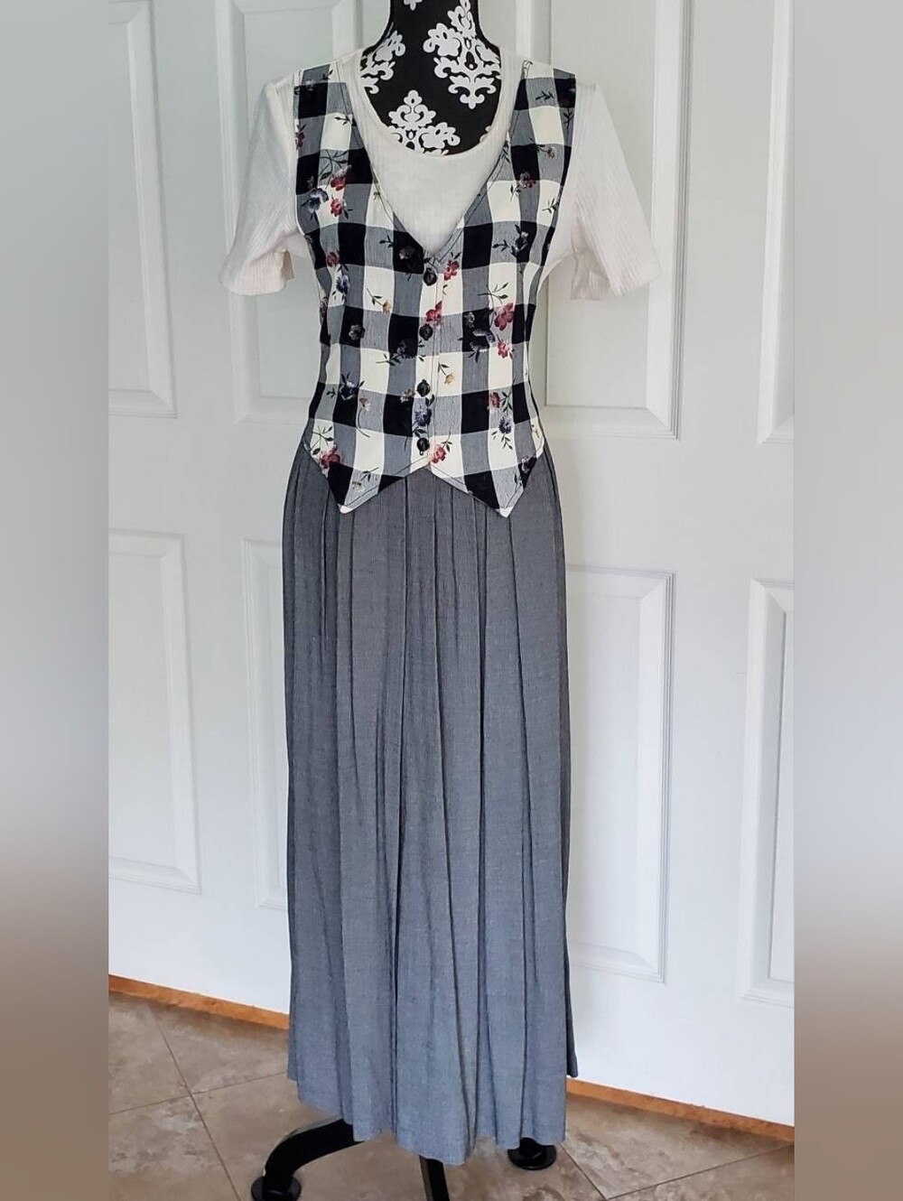Attached Vest Shirt Dress Plaid Flower Teacher Mom